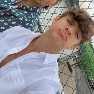 Meet your Posher, Reid